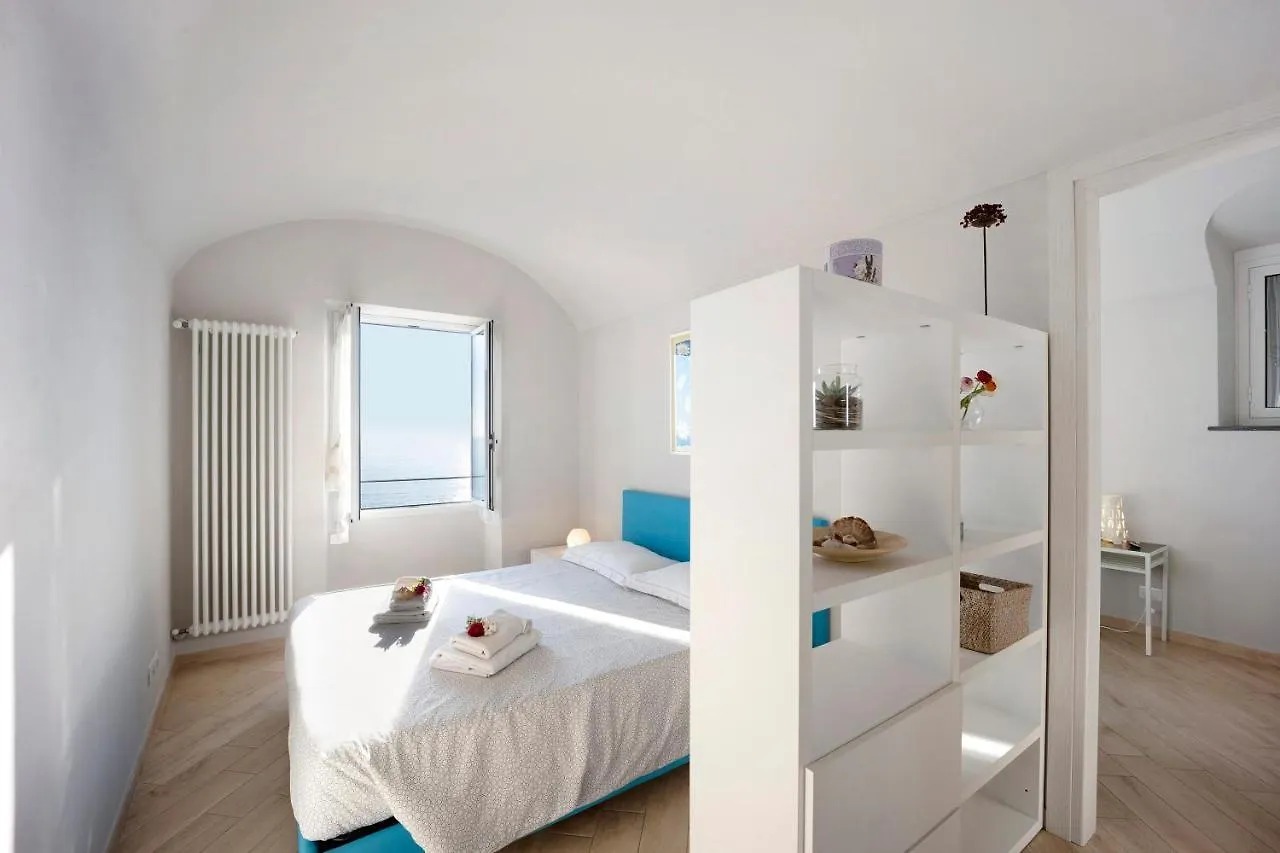 Old City Apartment Seaview Bordighera
