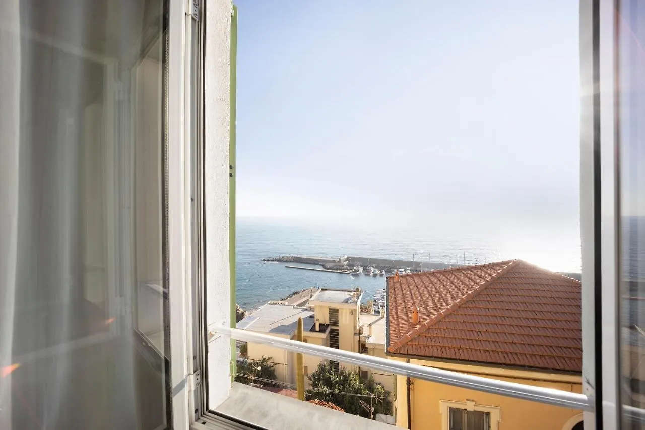 Old City Apartment Seaview Bordighera